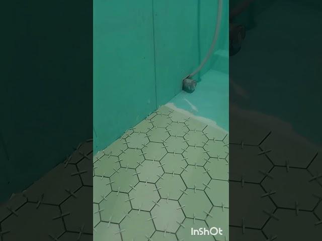 Укладка гексагона на пол.