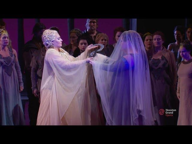 Bellini's Norma at Houston Grand Opera