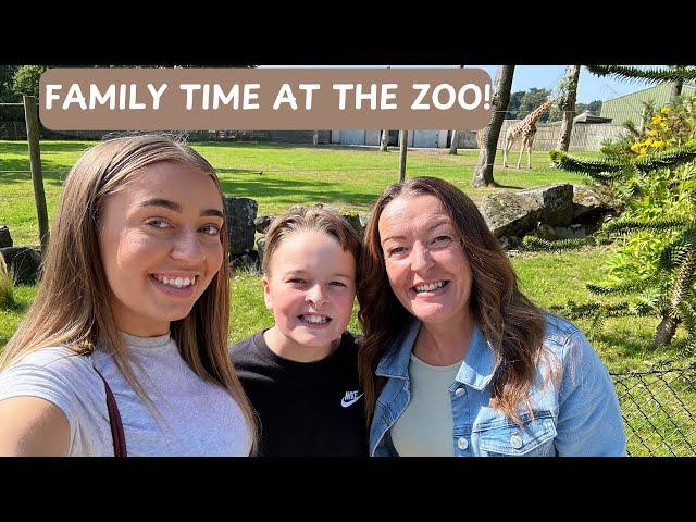 FAMILY TIME IN MANCHESTER - VLOG 2!