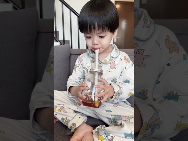 27岁爸爸和3岁lewen宝宝的搞笑日常，爸爸捉弄宝宝看他的反应！baby lewen & pan#潘爸和乐爷 #family #dadlife  #relationship  #baby