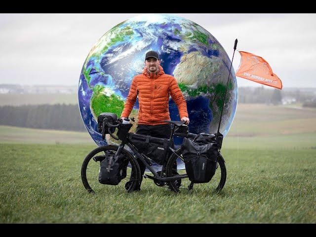 Cycling 35.000 kilometers around the world