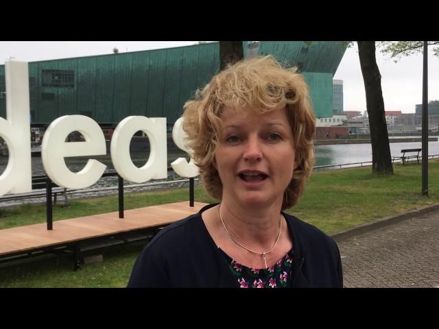 Marjan van Loon opent de Generation Discover bright ideas hub in Amsterdam