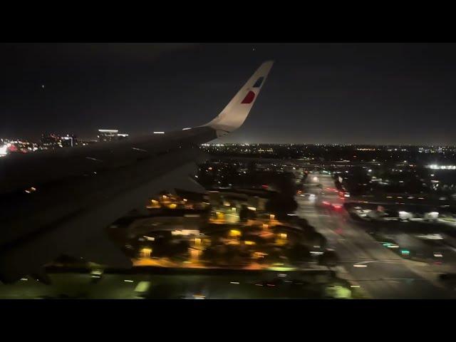 Delayed Plain American Airline Leaving JFK AIRPORT To  JOHN WYANE Airport  INC. IN A SNOW   ￼STORM.