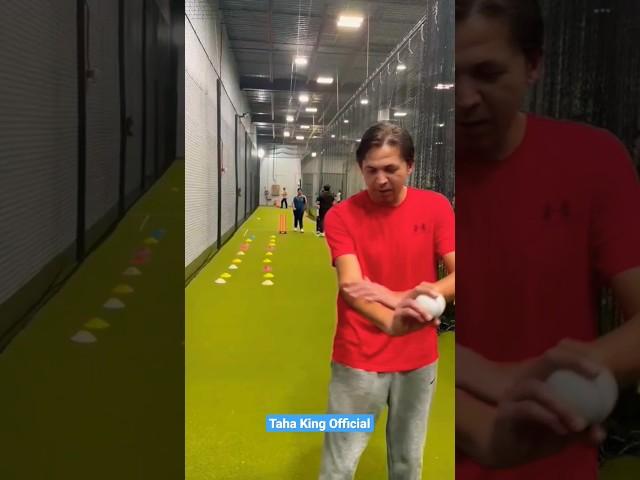 Very Important Bowling Tips From International Crickter Muhammad Asif #muhammadasif #bowlingtricks