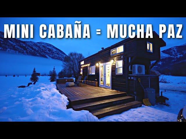 24 Horas viviendo en una MINI CABAÑA DE CAMPO CANADIENSE  | VIDEO PARA RELAJARSE | Cris y Becca