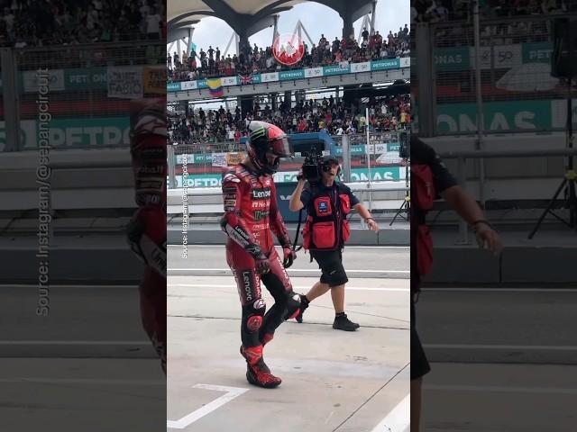 Pecco Walks to the Garage After Crashing in the Malaysian GP Sprint Race |