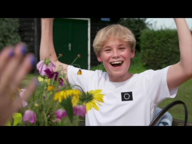 HORIZON VIDEOCLIP | SAM EN LOIS VALLEN VAN DE FIETS! | MIXED UP