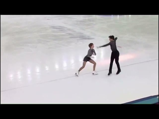 Evgeniia Lopareva et Geoffrey Brissaud dansent sur un medley de Mylène Farmer (danse sur glace)