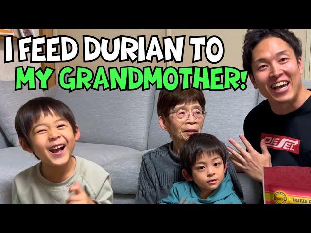 Malaysian durian snacks for Japanese family members!The shock of eating it for the first time!マレーシア