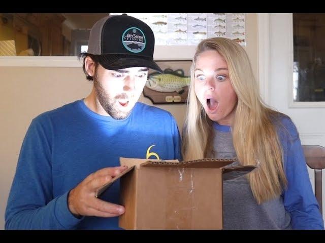 UNBOXING The HOLY GRAIL of FISHING SUBSCRIPTION BOXES! ( JACKPOT!!!!)