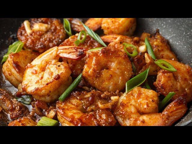 Say no to plain fried shrimp! Delicious Asian shrimp with ketchup and garlic