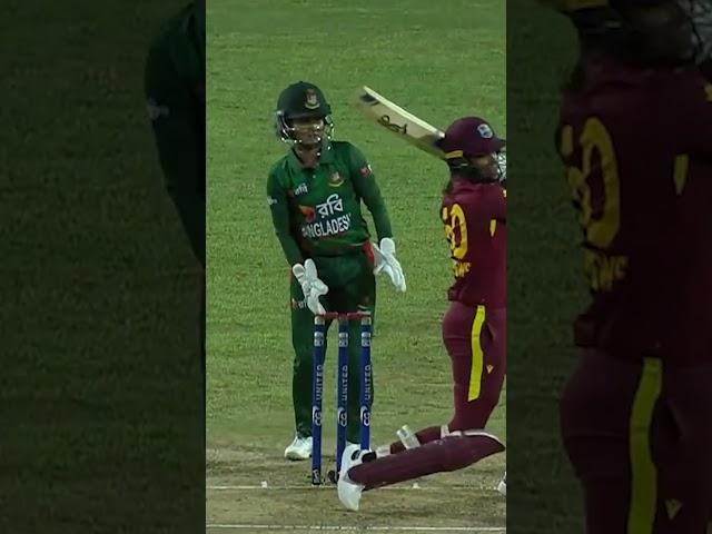 Matthews Magic 🪄 | Boundaries From Skipper's Unbeaten 104 vs Bangladesh