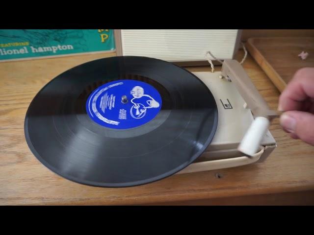 Mercury The Symphonette "Holiday" by Philips fixed-short video
