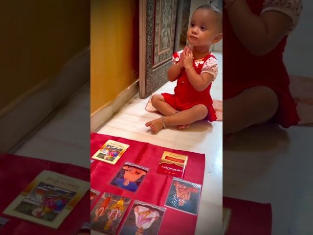 1.5 year old baby performing BAPS puja #babygirl #nishvika #bapspuja #swaminarayan #baps