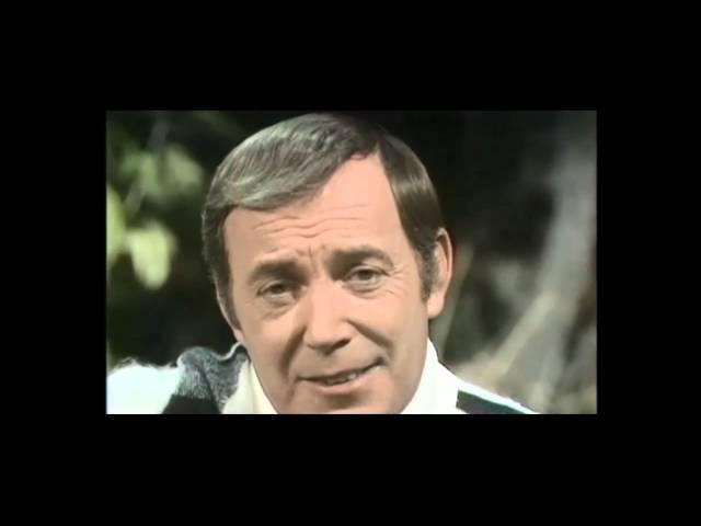 STARS ON SUNDAY - JESS YATES -  ITV  - VAL DOONICAN - 1970'S - HD