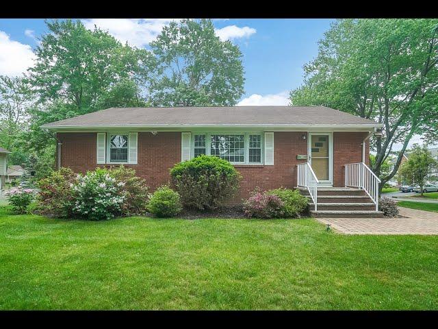 221 Berkeley Avenue Berkeley Heights, NJ | ColdwellBankerHomes.com