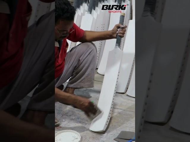 Amazing Cricket bat |Cricket Bat High Quality Cricket Bats Are Made |Tennis Balls Manufacturing