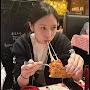 @Shien_eating_pizza