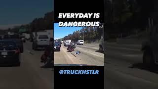 Honda Goldwing Crash Under 18 Wheeler Truck Rider Got Lucky️Instagram truckhstlr #motorcycle