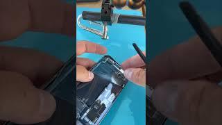 Watch me install a genuine Apple gasket #righttorepair #iphone #repair #apple #iphonerepair