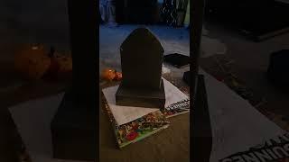 diy #grave stone fo hallaween