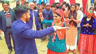 जौनसारी बैंड!! Pahari Couple Dance|| Pahari Culture Dance with Jaunsari Band||