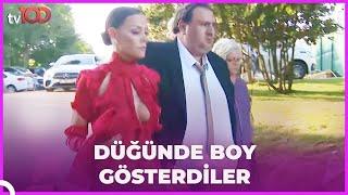 Demet Özdemir'in ablası ve geçen yıl evlendiği eşi Yalçın Kale düğüne katıldı