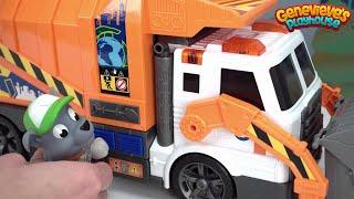 Surprise Toys in Paw Patrol Rocky's Recycling Truck!