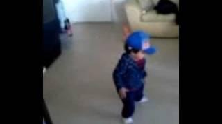 adiel bailando zapatiado