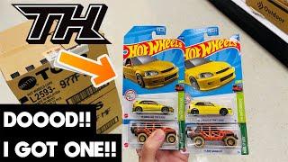 I GOT A FREE HOT WHEELS SUPER TREASURE HUNT FROM TARGET!! 96 HONDA CIVIC TYPE R EK9.  Legends R32’s!