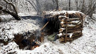 Build Your Own Shelter in Harsh Winter. Survival, Frost | Caught in Shelter with Snow Overnight.