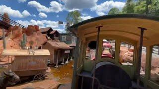 Big Thunder Mountain Roller Coaster Front Seat HD POV - Magic Kingdom Walt Disney World