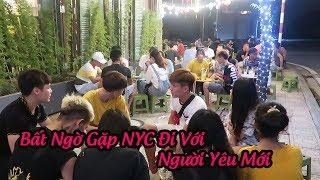 Bất Ngờ Gặp NYC Tại Quán Nước Thanh Niên Hát Tặng NYC "Hạnh Phúc Đơn Giản Lắm" | Hào Gusu Cover