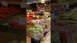 Brooklyn. NY. Cherry hill market.