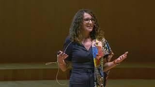 Las Humanidades también son ciencia | Ingrid Cobos López | TEDxUValència