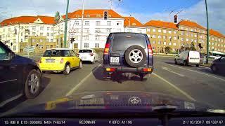 Czech dashcam, Plzeň a okolí #MIX 06 - neřidiči, kopnuté kolo, crash, mlhovkáři, přednosti