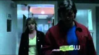 Smallville - 6x05 - Reunion - Clois run into each other while investigating