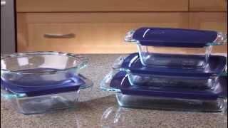 Pyrex Easy Grab 19 Piece Glass Bakeware Set with Blue Lids