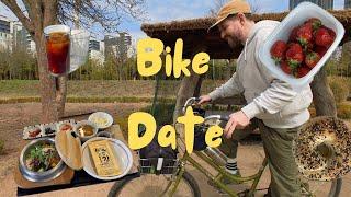 Would you go on a date by bicycle?