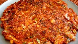 Two kinds of kimchi pancakes (Kimchijeon: 김치전)