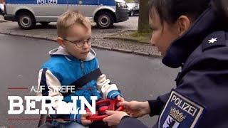 Ausflug mit dem Bobby-Car: Warum fährt Lukas (3) alleine herum? | Auf Streife - Berlin | SAT.1 TV