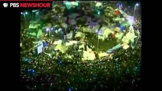 Tahrir Square Crowds Erupt to News that Mubarak Will Step Down