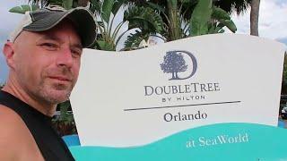 Staying at one of the BEST hotel/resorts in Orlando's THEME PARK DISTRICT.  Full tour, and review!!