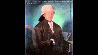 W. A. Mozart - KV 288 (246c/271h) - Divertimento in F major (fragment)