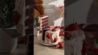baking a cutie strawberry chocolate cake  #baking