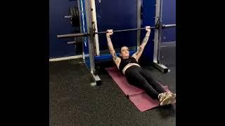 Team Blaha Lifter Michelle Training Abs! #bodybuilding