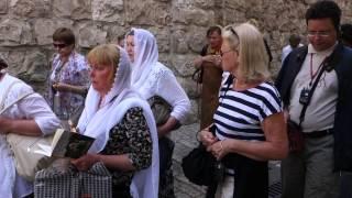 Pilgrims Walk in Jesus' Footsteps