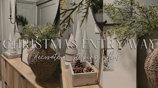 CHRISTMAS ENTRYWAY IDEAS | how to style an entryway