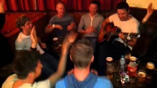 Bressie / Niall Horan / Ed Rice / Julian Nest / Shel Sadlier & Co.- One Direction / Pub Lock-In /