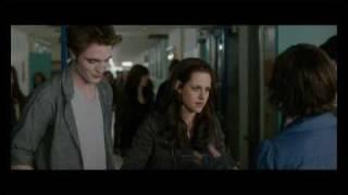 Exclusive New Moon clip